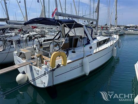 BENETEAU OCEANIS 38