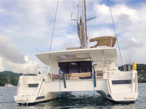 FOUNTAINE PAJOT HELIA 44