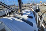 Beneteau Oceanis 42 CC - Picture 5