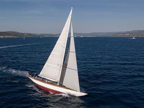 Concordia Yachts 90ft Modern Classic