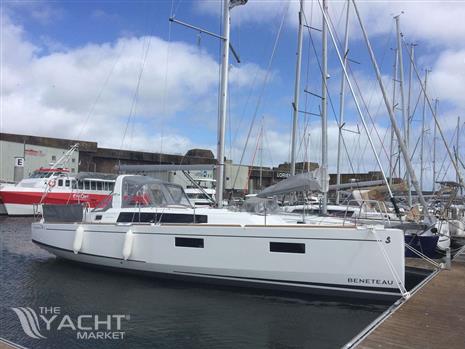 BENETEAU OCEANIS 38.1