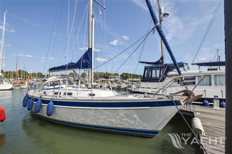 Hallberg-Rassy 39