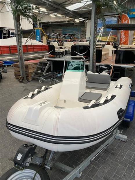 Belua 350 Rib 15pk Fourstroke