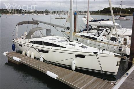 Bavaria Vision 42 - 2020 Bavaria Vision 42 1