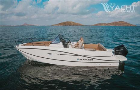 QUICKSILVER QUICKSILVER ACTIV 755 SUNDECK