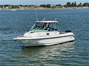 Boston Whaler 26 Conquest