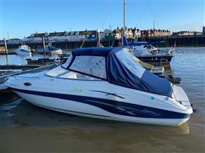 Rinker Captiva 232