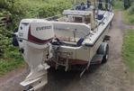 Boston Whaler Outrage 18