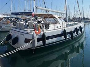 BENETEAU OCEANIS YACHT 62