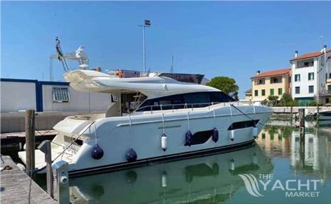 FERRETTI FERRETTI 550