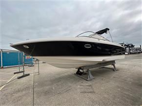 Regal 2700 Bowrider