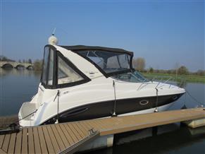 Maxum 2700 SE