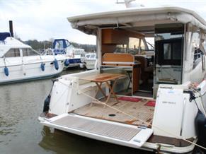 Greenline Yachts 39