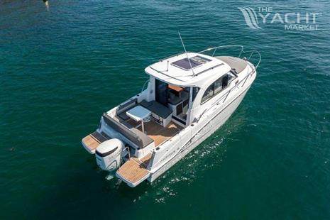 Beneteau Antares 8