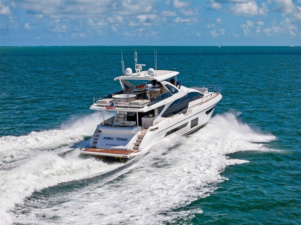 2019 Azimut