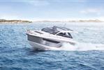 Sealine S335