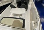 B2 MARINE CAP FERRET 702 SUNDECK