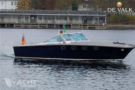 Magnum Marine 38 - Picture 1