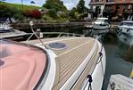 Sunseeker Hawk 31 - General Image