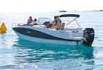 Quicksilver Active 755 Sundeck