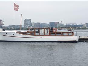 Jachtwerf Gebr Tans Rotterdam Classic motoryacht -Bakdekkruiser