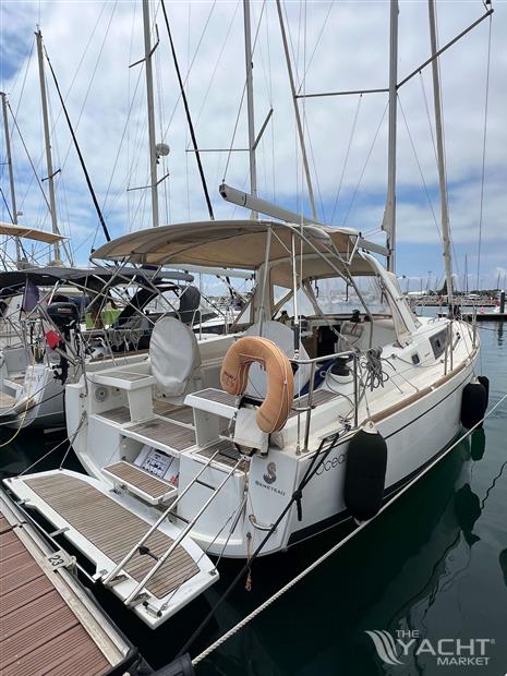 BENETEAU OCEANIS 35.1