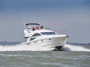 Fairline Phantom 46, WE REQUIRE MORE BOATS LIKE THIS TO SELL