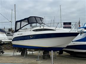 Bayliner 245