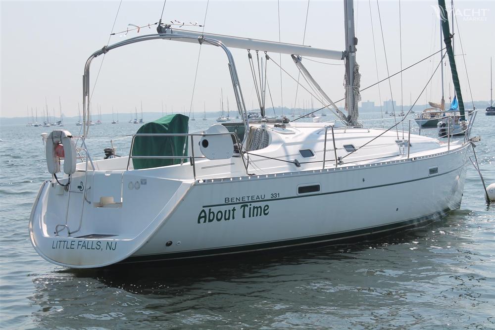 2004 Beneteau