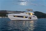 Azimut Yachts S8