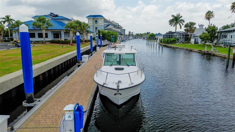 2018 Boston Whaler