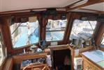 Banjer Atlantic Ketch - Wheelhouse console