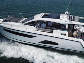 Sealine C330