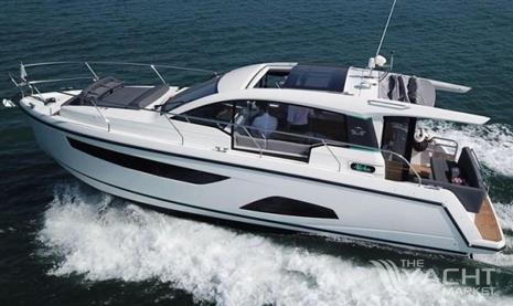 Sealine C330