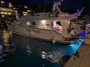 Fairline SQUADRON 62