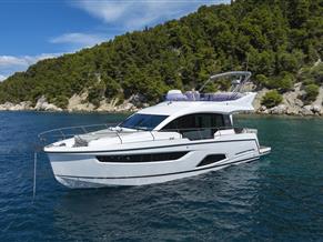 Sealine F430