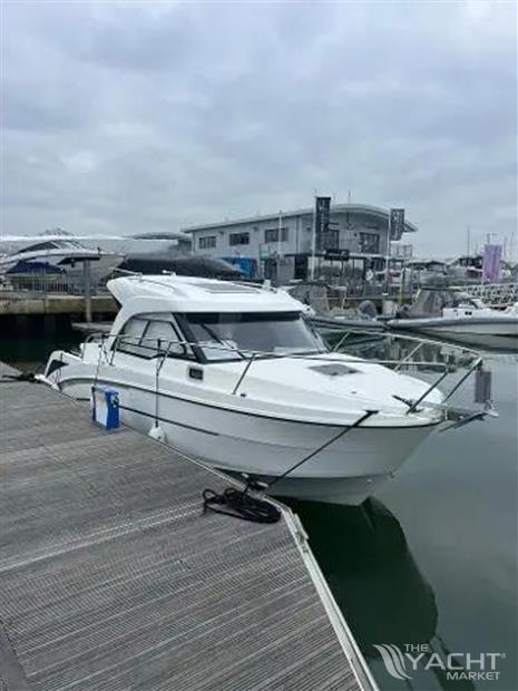 Beneteau Antares 8.8