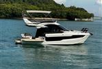 Galeon 400 Fly