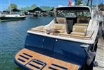 Tiara Yachts 3100 Coronet