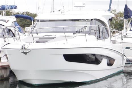 Beneteau Antares 11 OB - Default Image