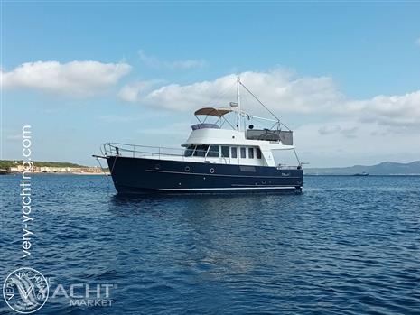 BENETEAU SWIFT TRAWLER 42