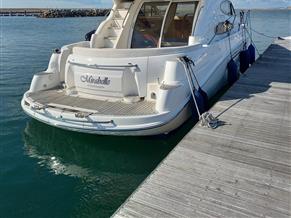 Sealine F37