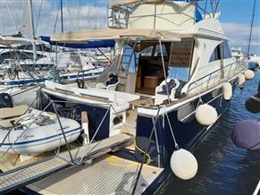 Cantieri Estensi Goldstar 560 Fly