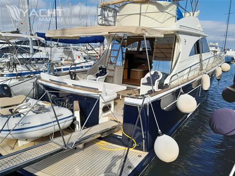 Cantieri Estensi Goldstar 560 Fly