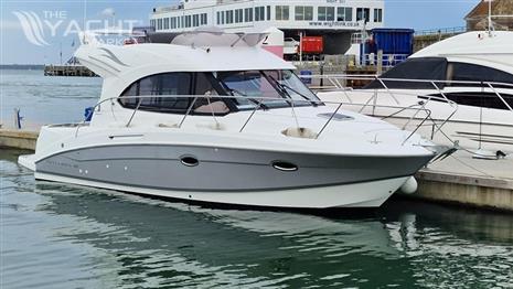 Beneteau Antares 30 Fly - Default Image