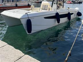 AQUILA 28 MOLOKAI POWER CATAMARAN FOR SALE IN GREECE - BUY NOW