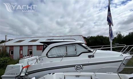 BENETEAU ANTARES 8 FISHING