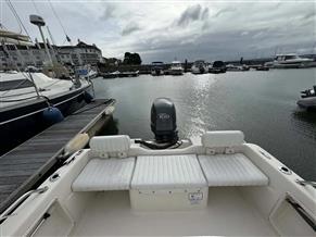 Cobia 186 Center Console