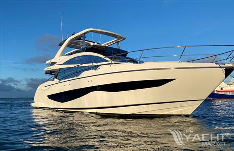 PEARL MOTOR YACHTS Pearl 62 - Pearl 62