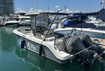 Robalo R242 Centre Console